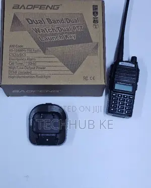 UV82 Analog Walkie Talkie 5W High Power Dual Band VHF UHF