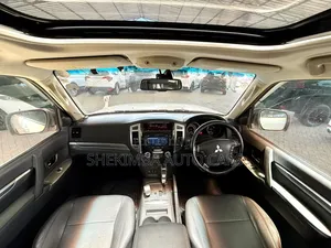 Mitsubishi Pajero Exceed 2020 White