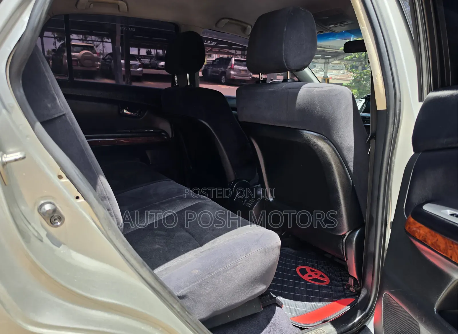 Toyota Harrier 2006 Beige