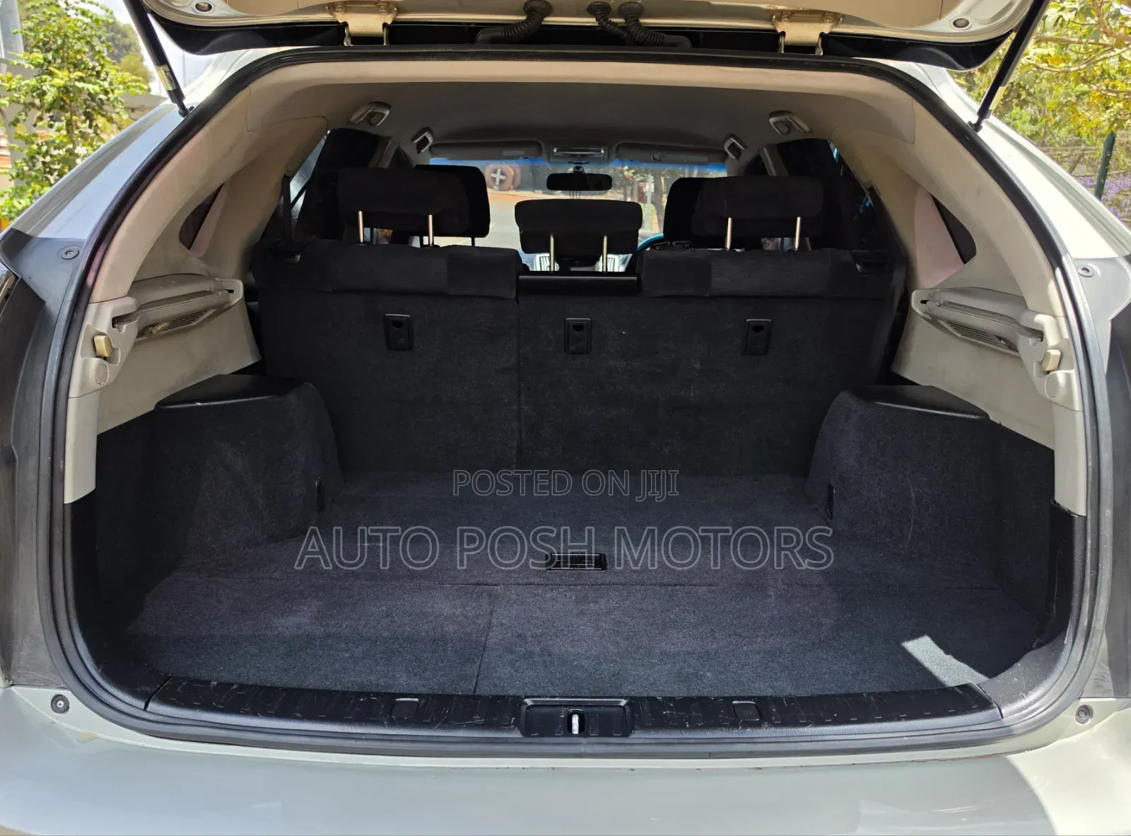 Toyota Harrier 2006 Beige