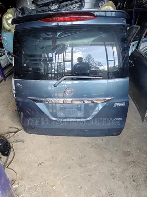 Nissan Serena 2014 Tailgate/Boot