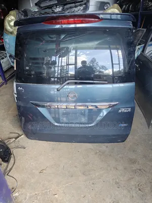 Nissan Serena 2014 Tailgate/Boot