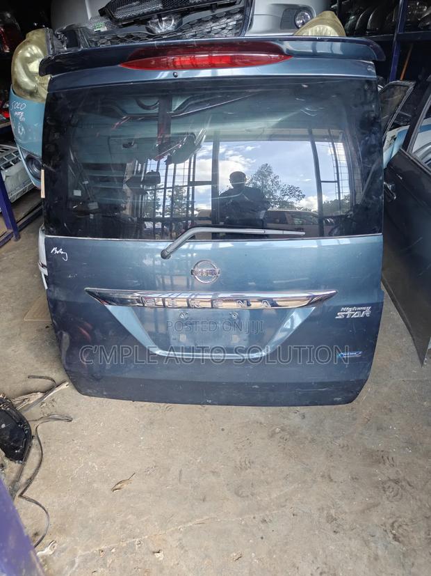 Nissan Serena 2014 Tailgate/Boot - thumbnail 2