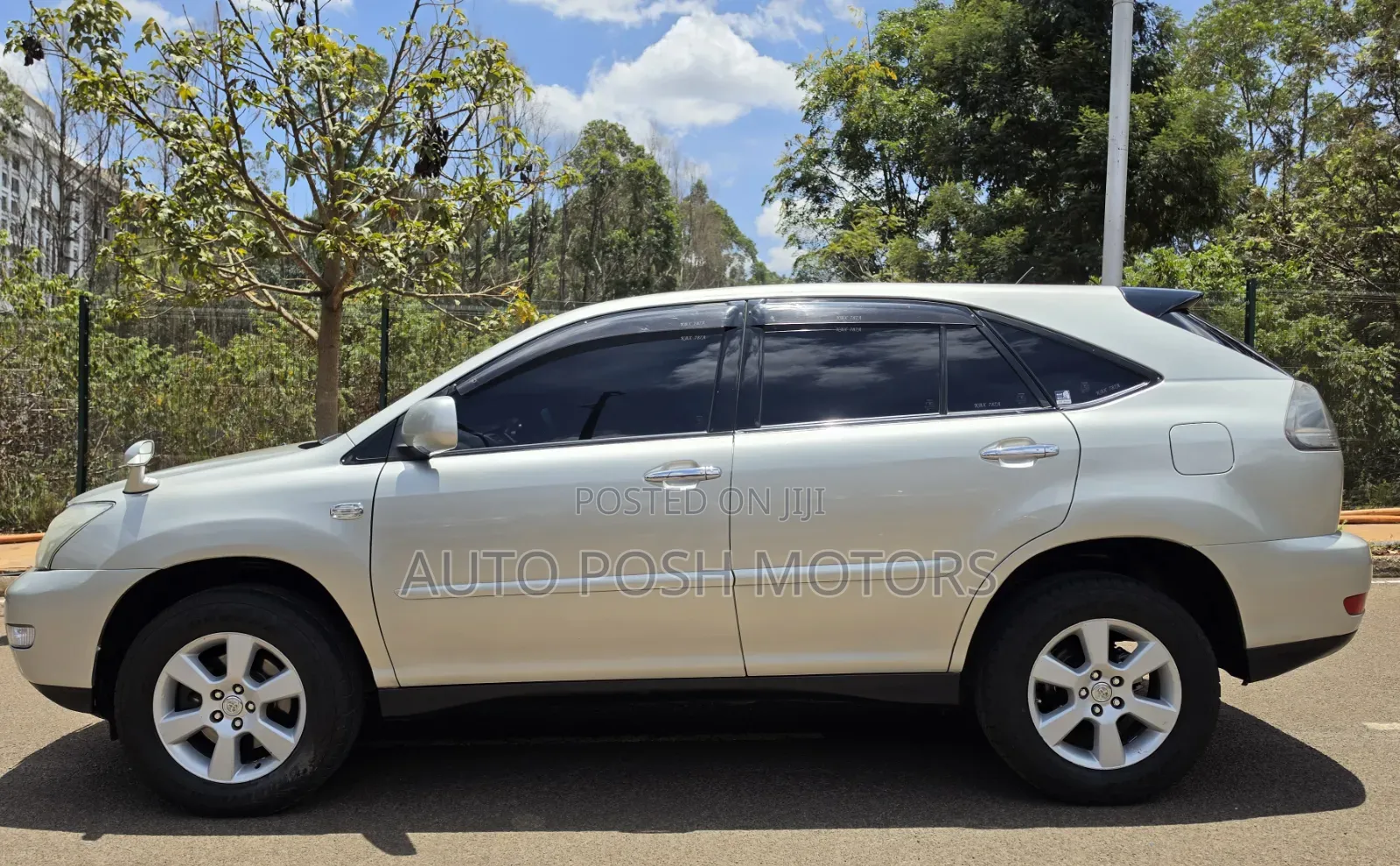 Toyota Harrier 2006 Beige