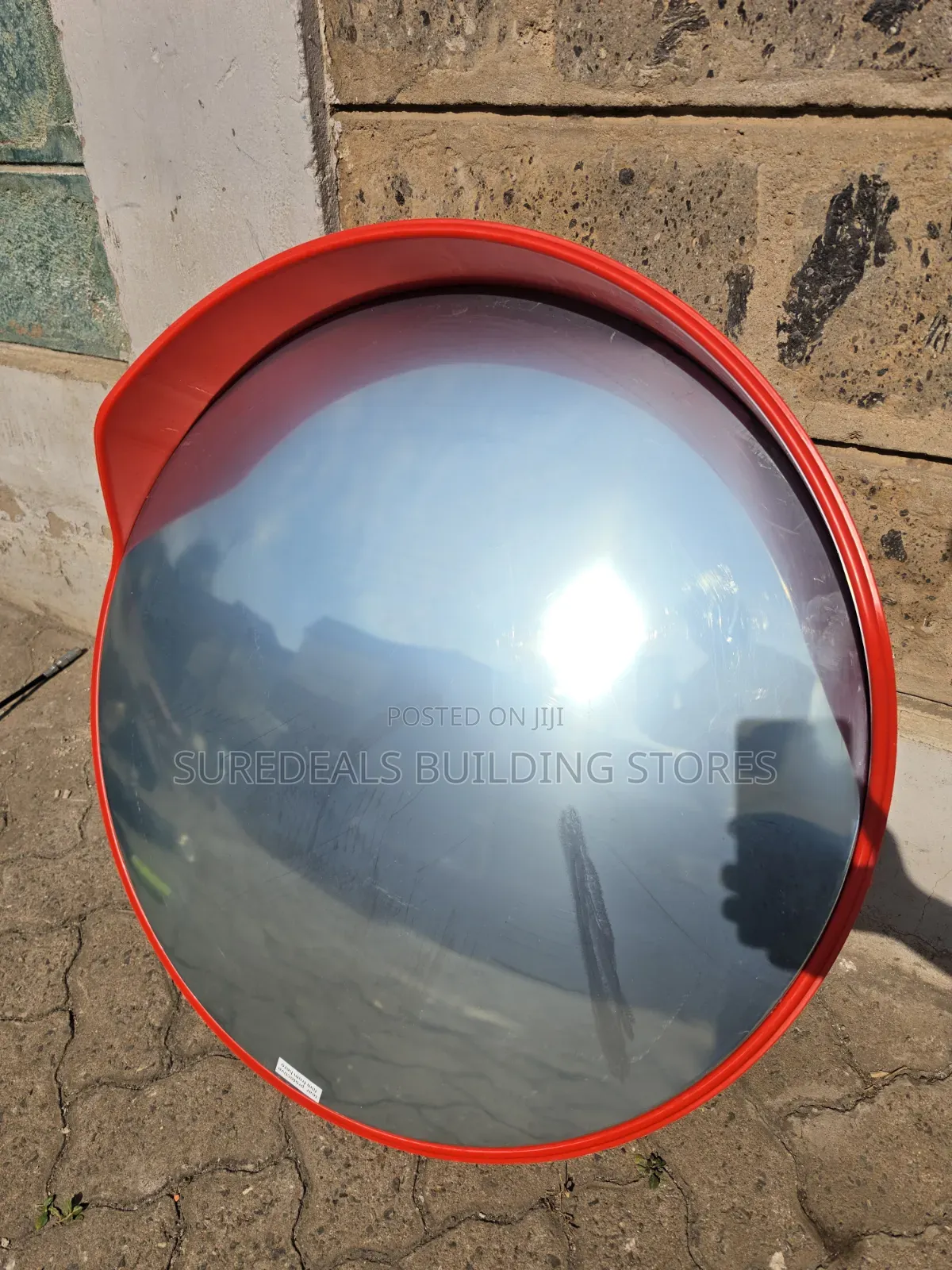Wide-Angle Convex Safety Mirror