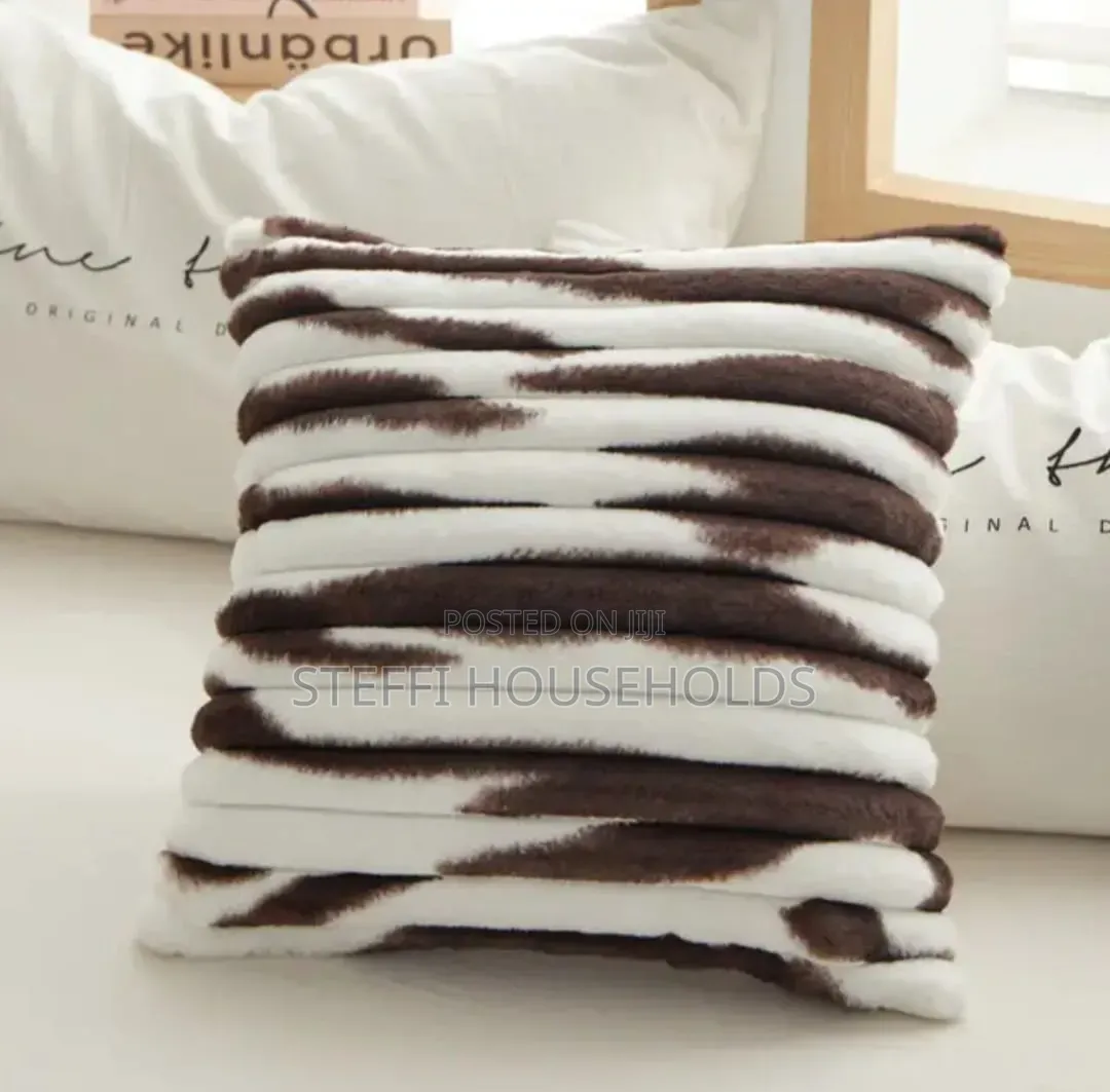 Faux Fur Throw Pillows Cases