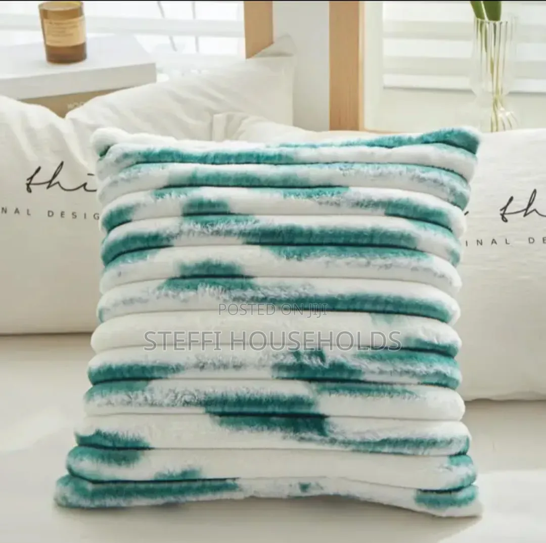 Faux Fur Throw Pillows Cases
