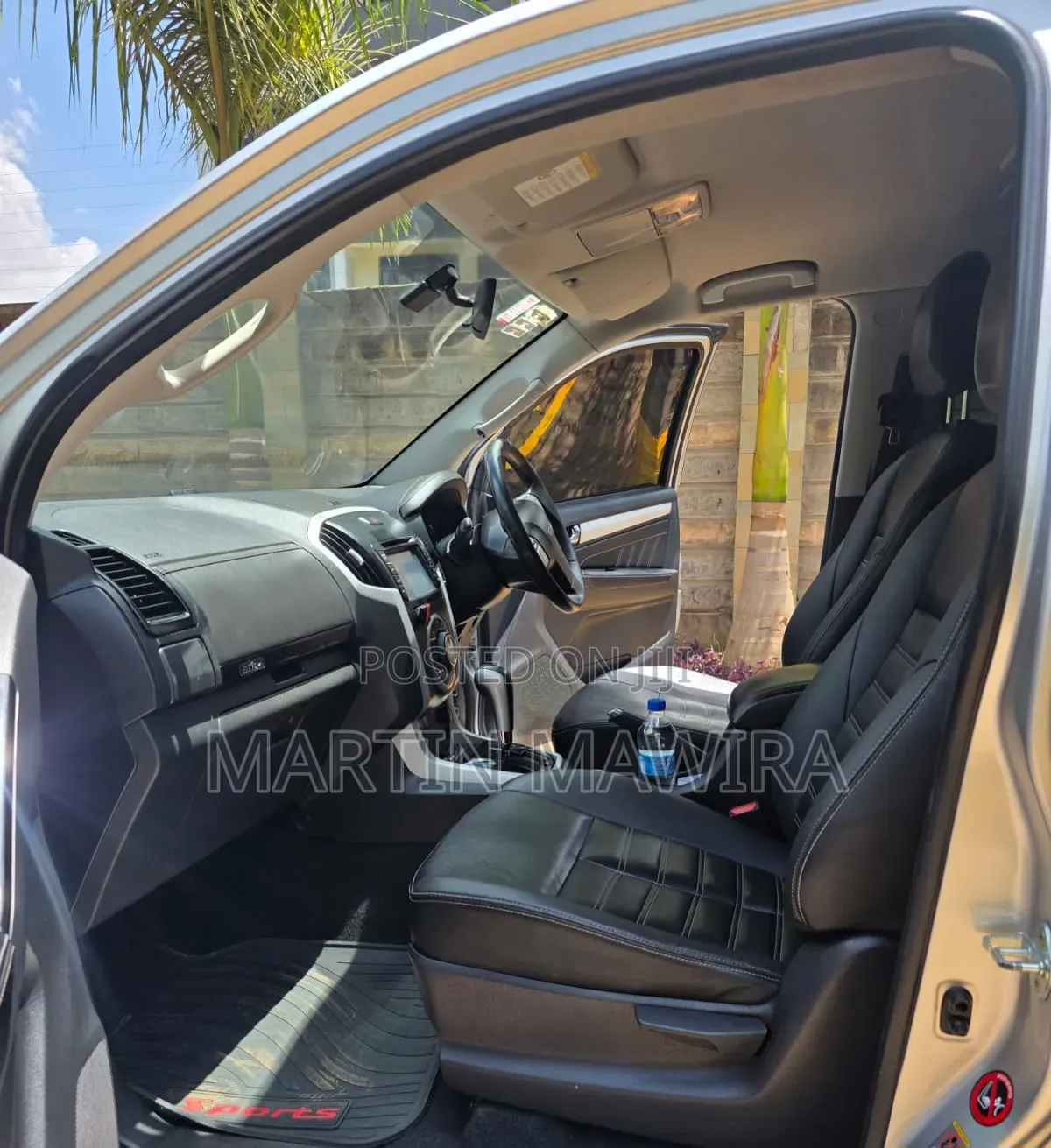 Isuzu MU-X 2021 Silver