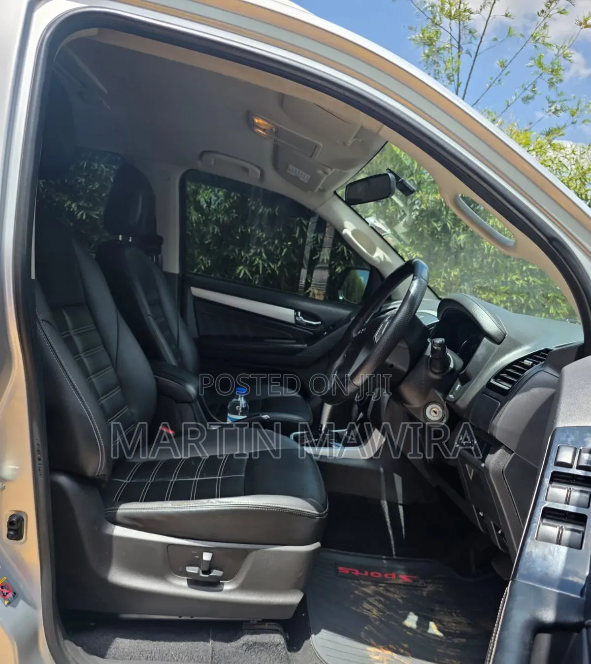Isuzu MU-X 2021 Silver