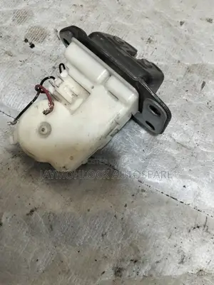 X Trail Nt31 Bootlock