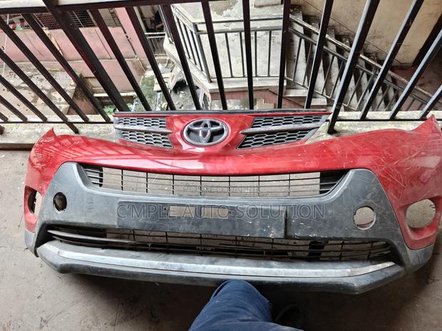 Toyota Rav 4 2017 Front Bumper - main view