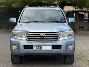 Toyota Land Cruiser 4.5 V8 VXR 2012 Blue