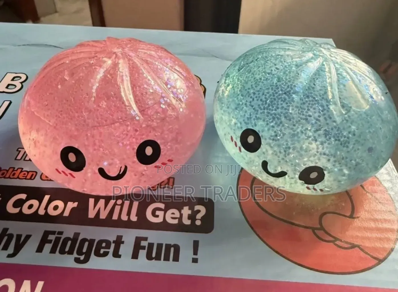 SQUISHY Balls,Glow in Dark