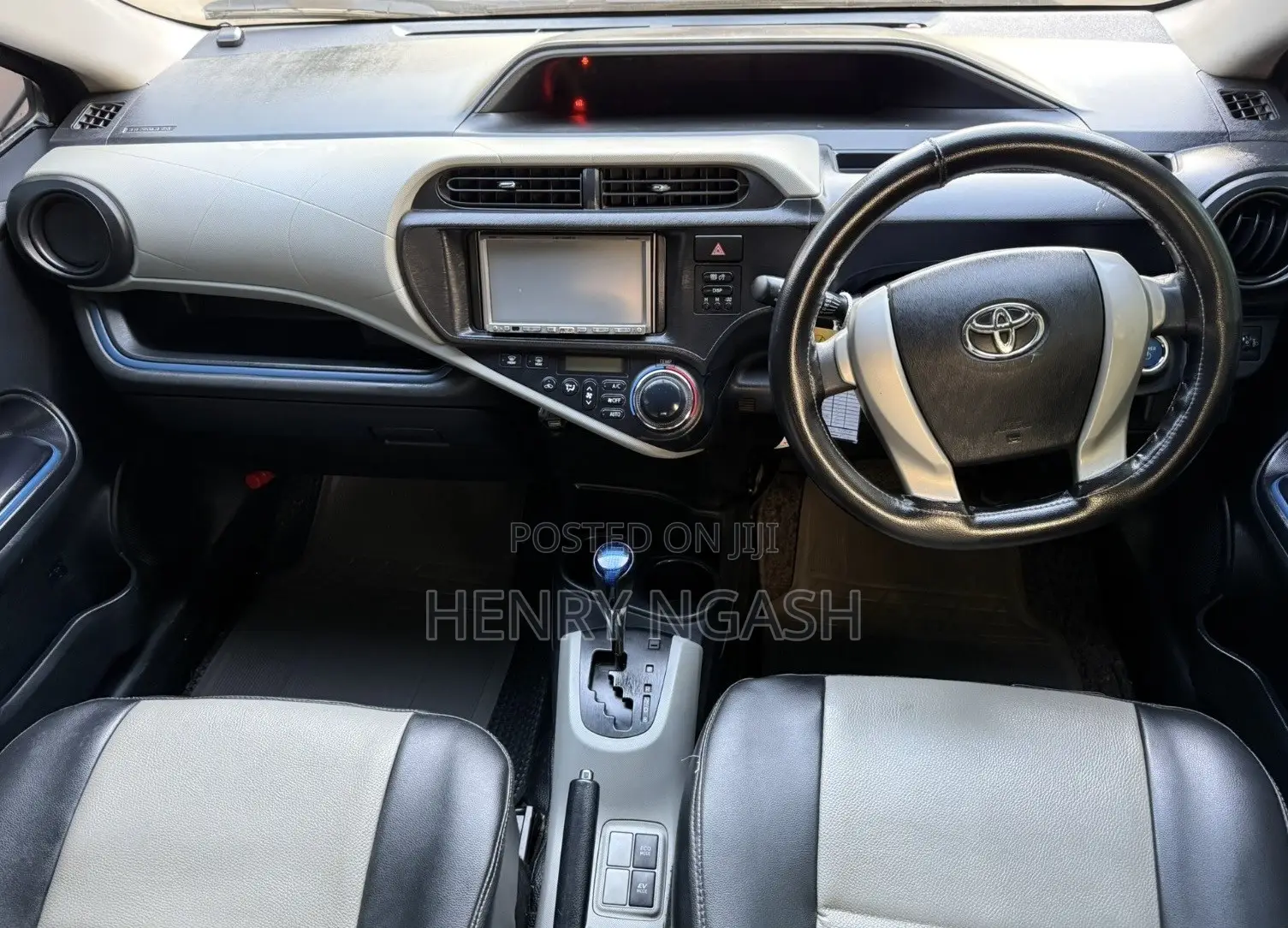 Toyota Aqua 2013 Black