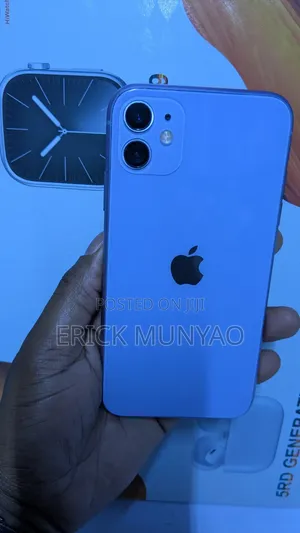 Apple iPhone 11 64 GB Blue