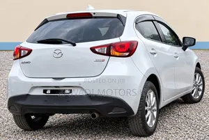 Mazda Demio 2019 Pearl
