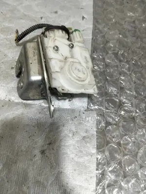 Honda Boot Lock