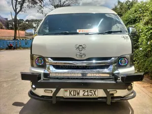 Toyota HiAce 2020 White