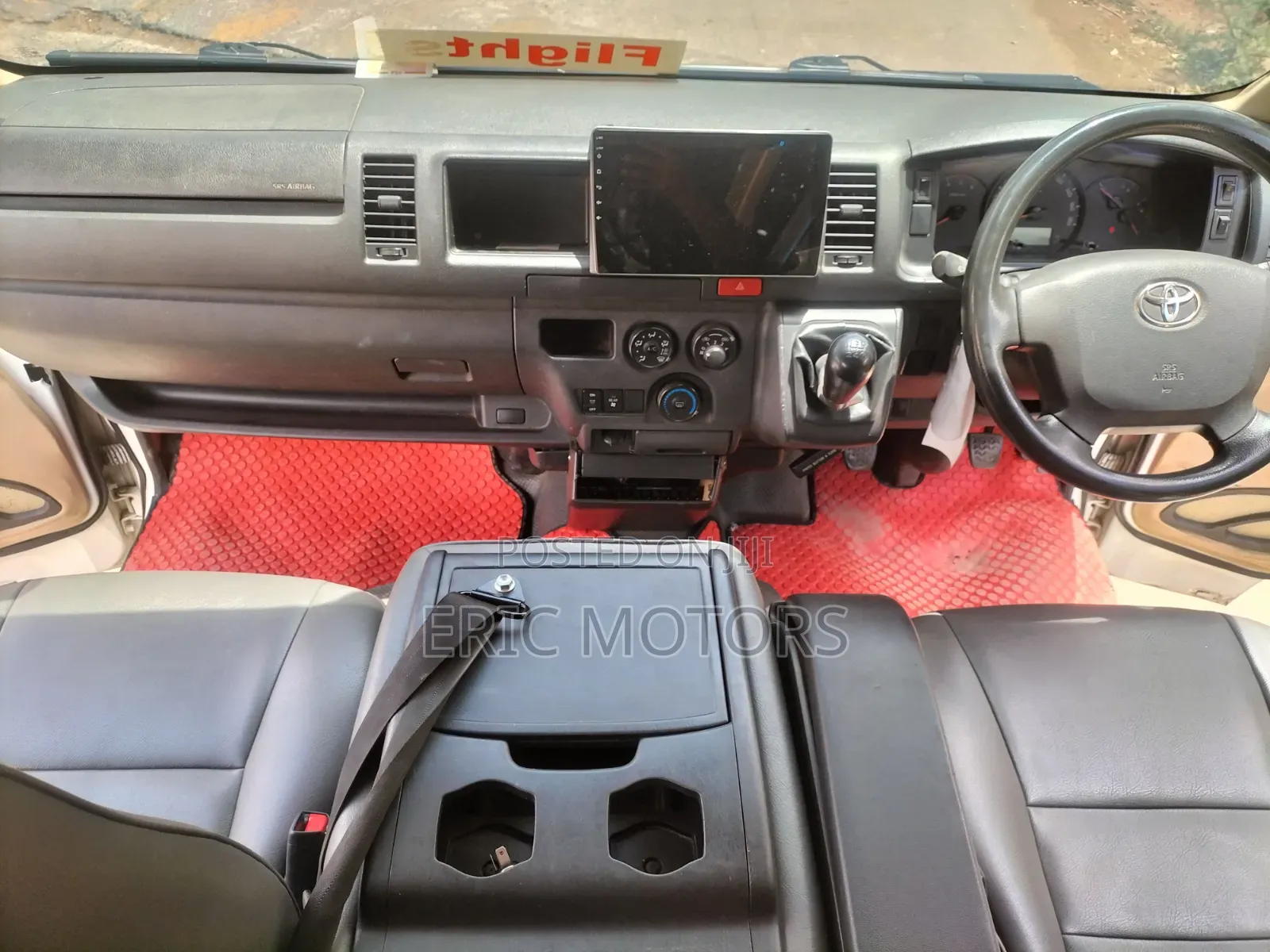 Toyota HiAce 2020 White