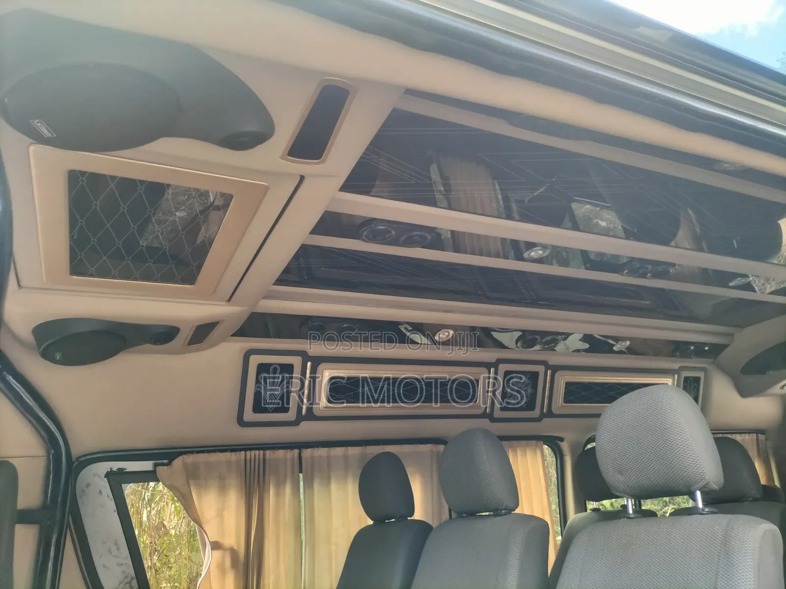 Toyota HiAce 2020 White
