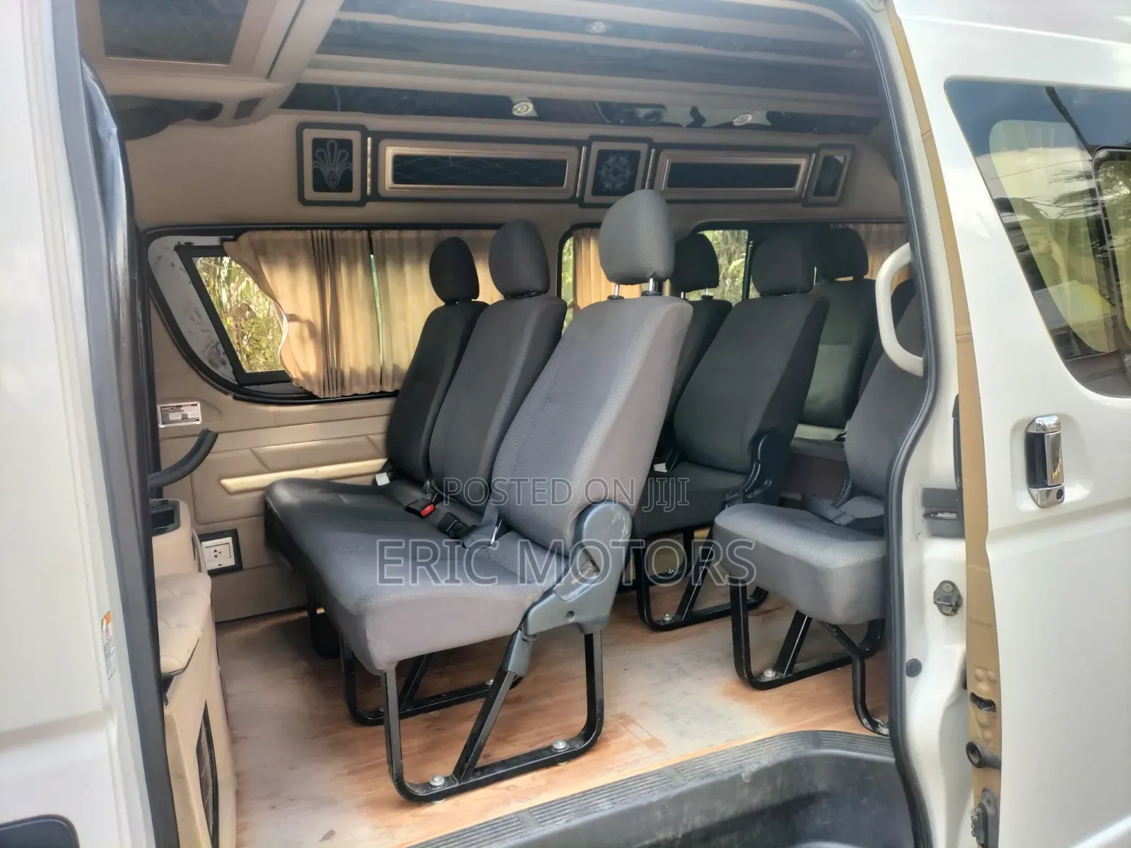 Toyota HiAce 2020 White