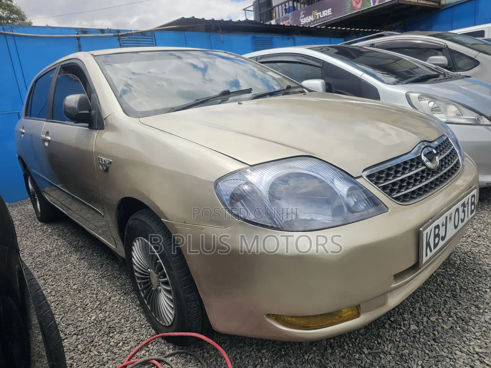 Toyota Corolla RunX 2006 Gold