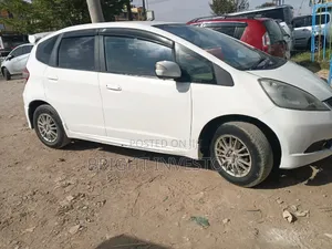Honda Fit 2010 White