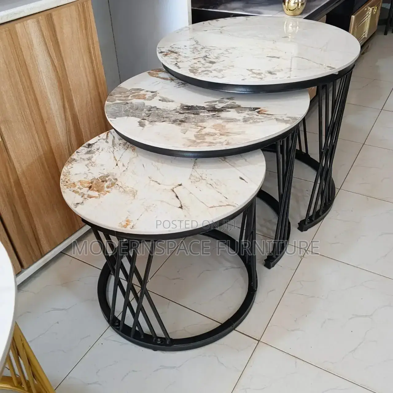Modern Round Nesting Tables