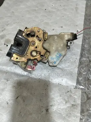 Nissan Doorlock