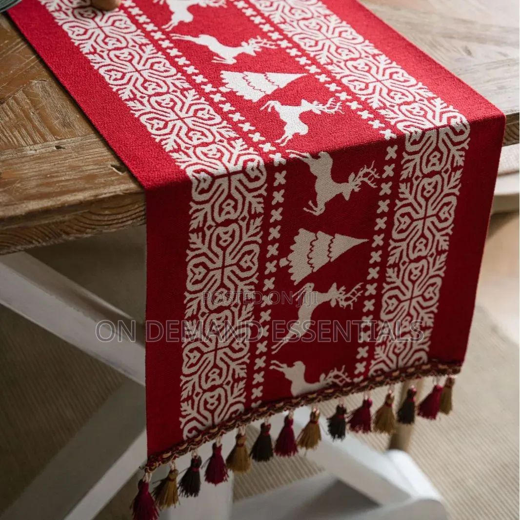 *Xmas Jacquard Table RunnerReindeer Snowman Print Tassel Edge
