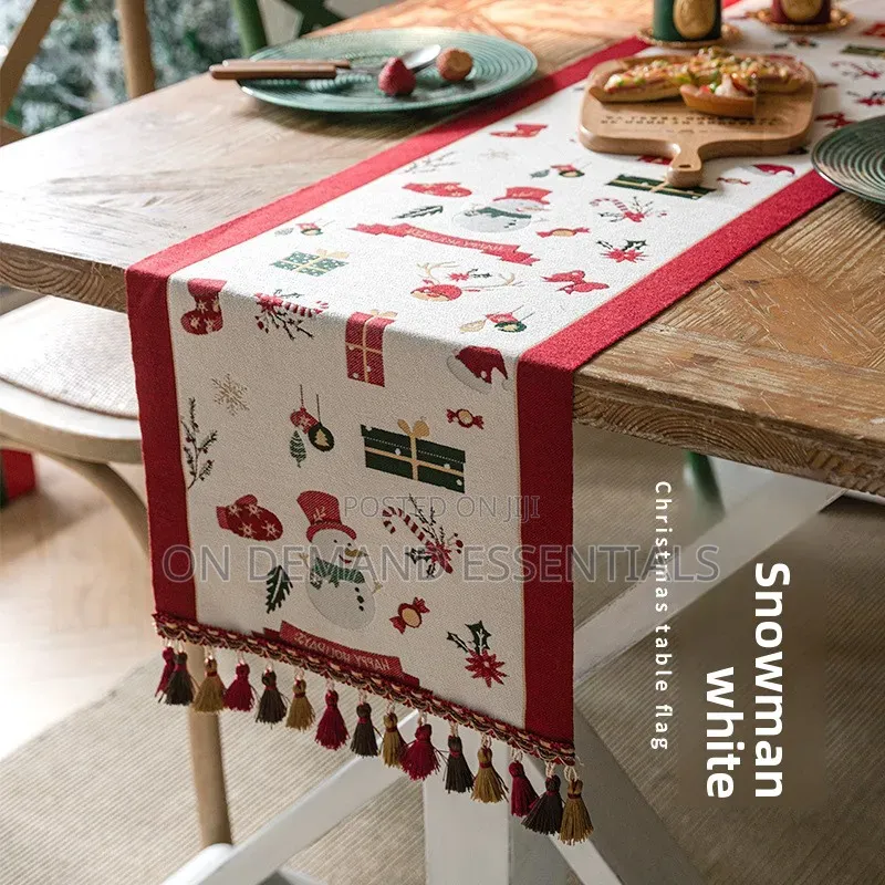 *Xmas Jacquard Table RunnerReindeer Snowman Print Tassel Edge