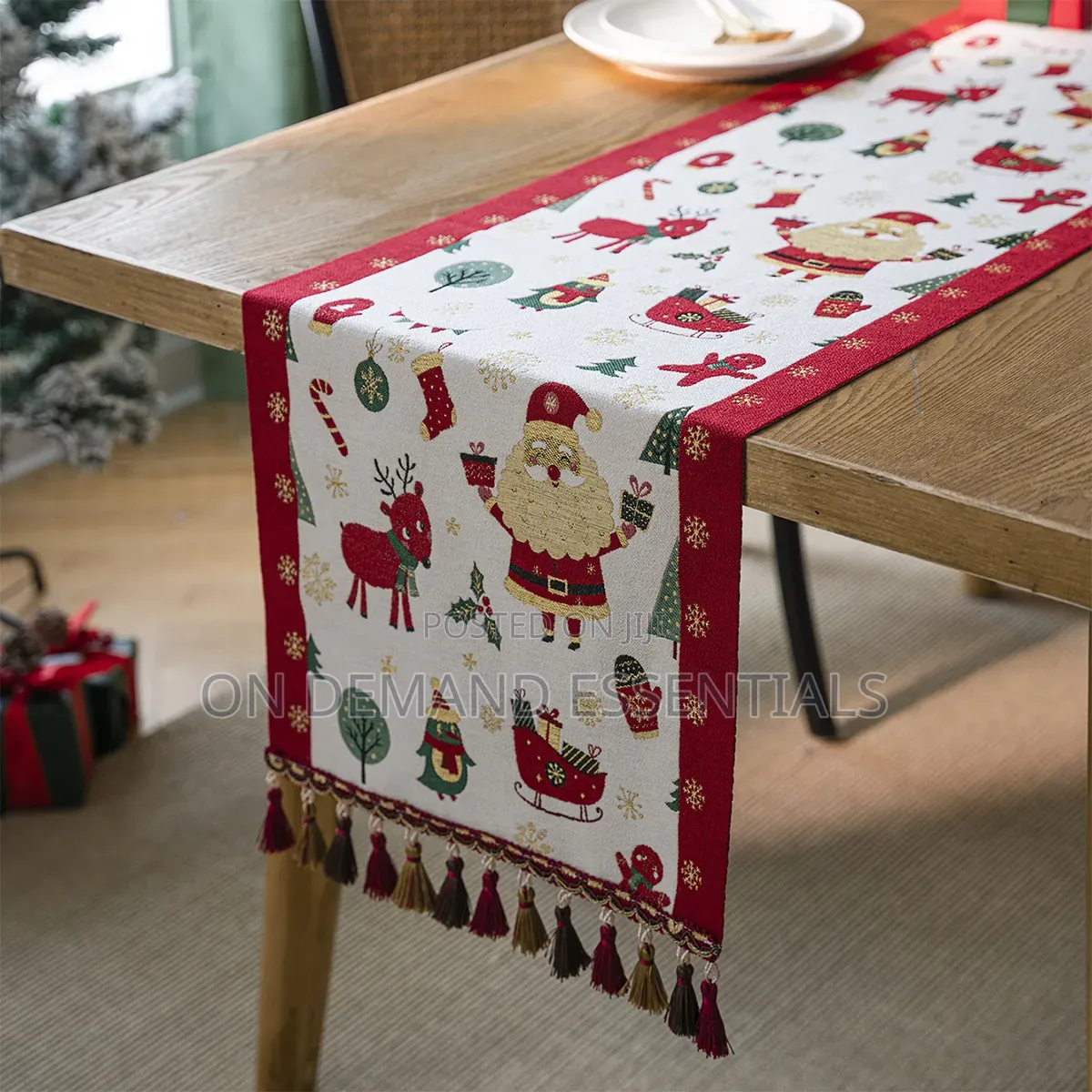 *Xmas Jacquard Table RunnerReindeer Snowman Print Tassel Edge