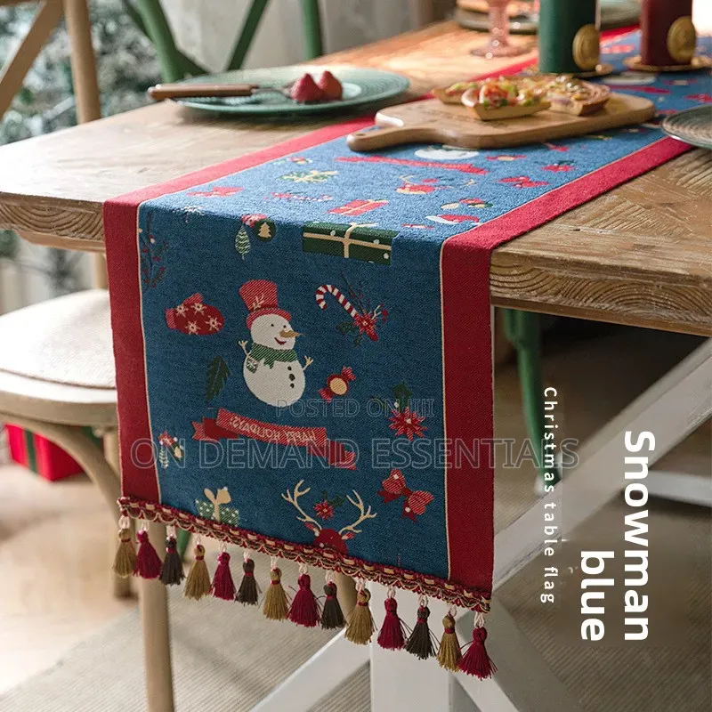 *Xmas Jacquard Table RunnerReindeer Snowman Print Tassel Edge