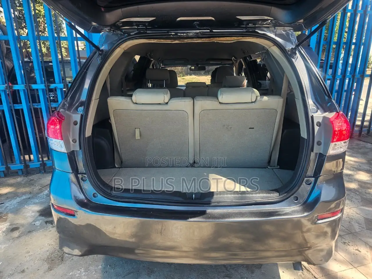 Toyota Wish 2011 Gray