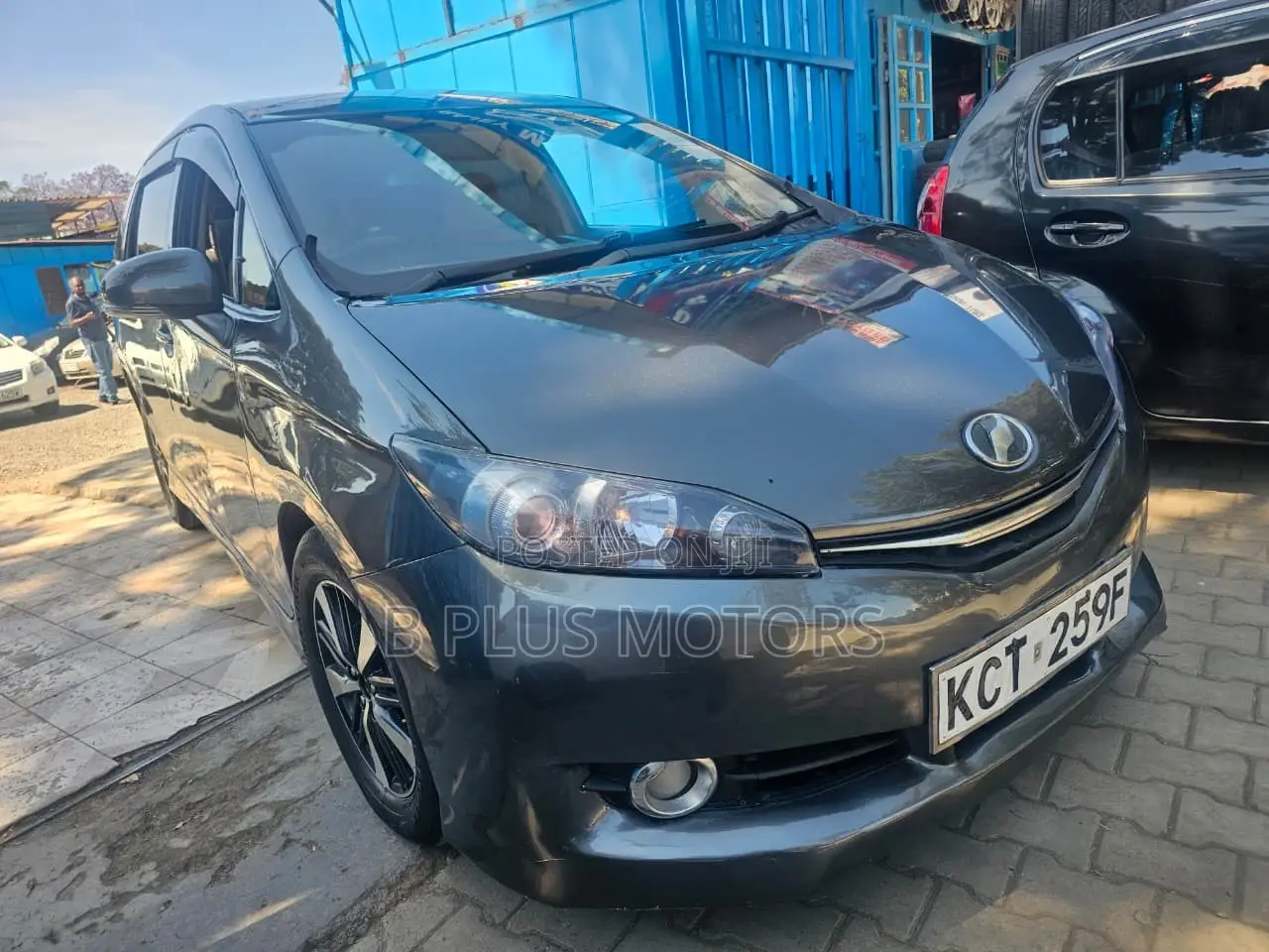 Toyota Wish 2011 Gray