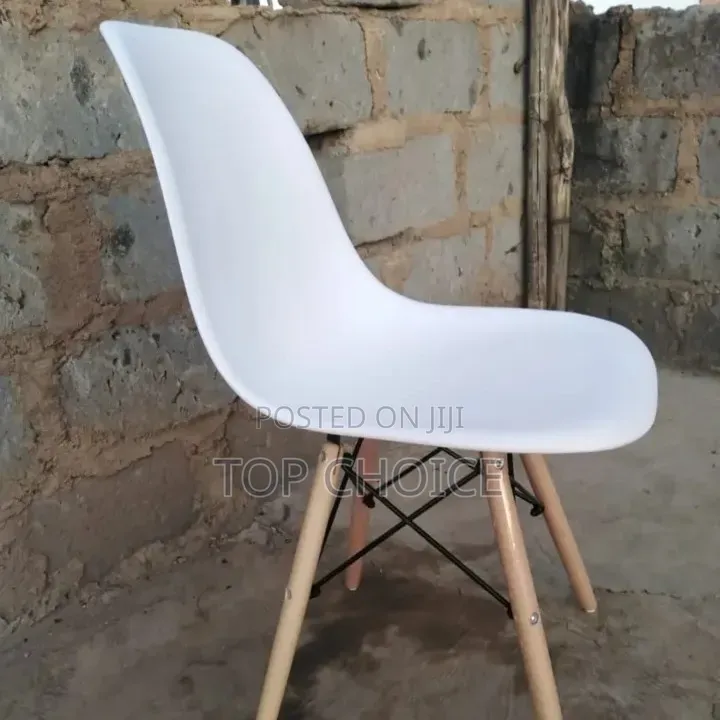 Plastic Salon / Waiting Chairs