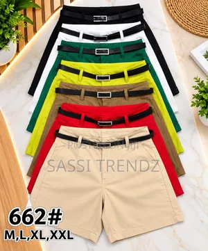 Khaki Shorts With a Belt