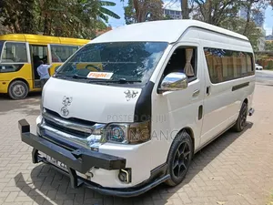 Toyota HiAce 2020 White