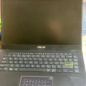Laptop Asus ASUSPRO B9440UA 4GB Intel Celeron SSD 128GB