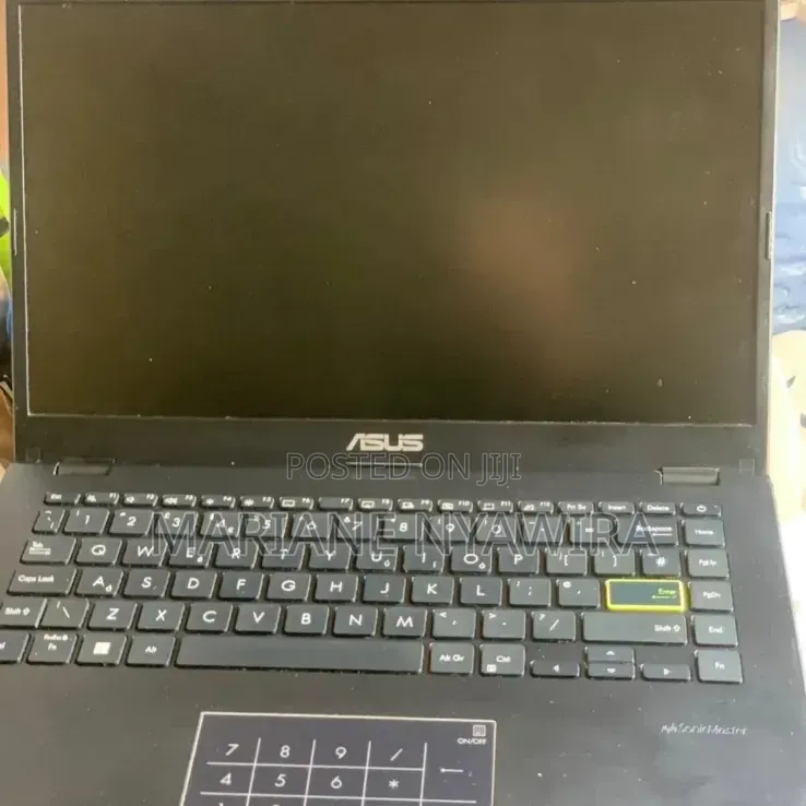 Laptop Asus ASUSPRO B9440UA 4GB Intel Celeron SSD 128GB