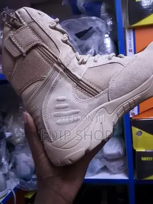 **Military Boots. Tactical Original Boots**