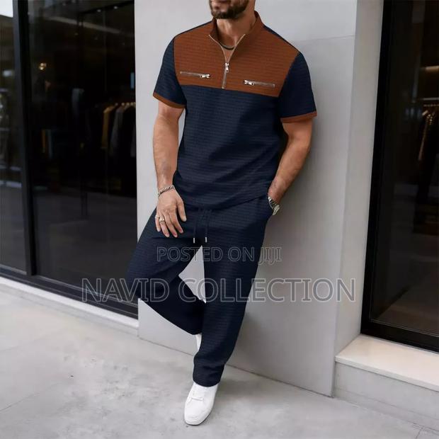 Soft Breathable Fabric Tracksuit