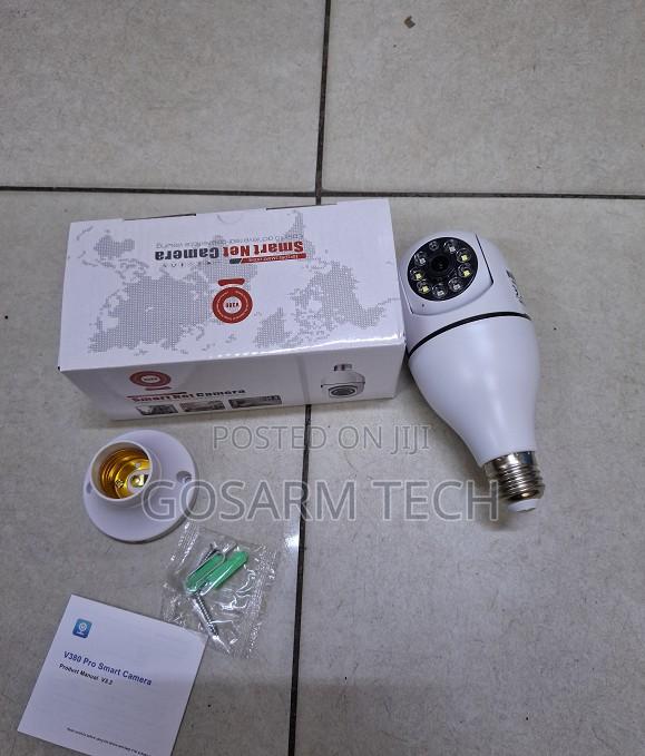 Single Lens V380 Pro WiFi Light Bulb PTZ Camera - main view