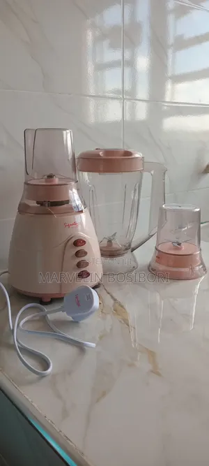 Signature 3-in-1 Blender -Good Condition