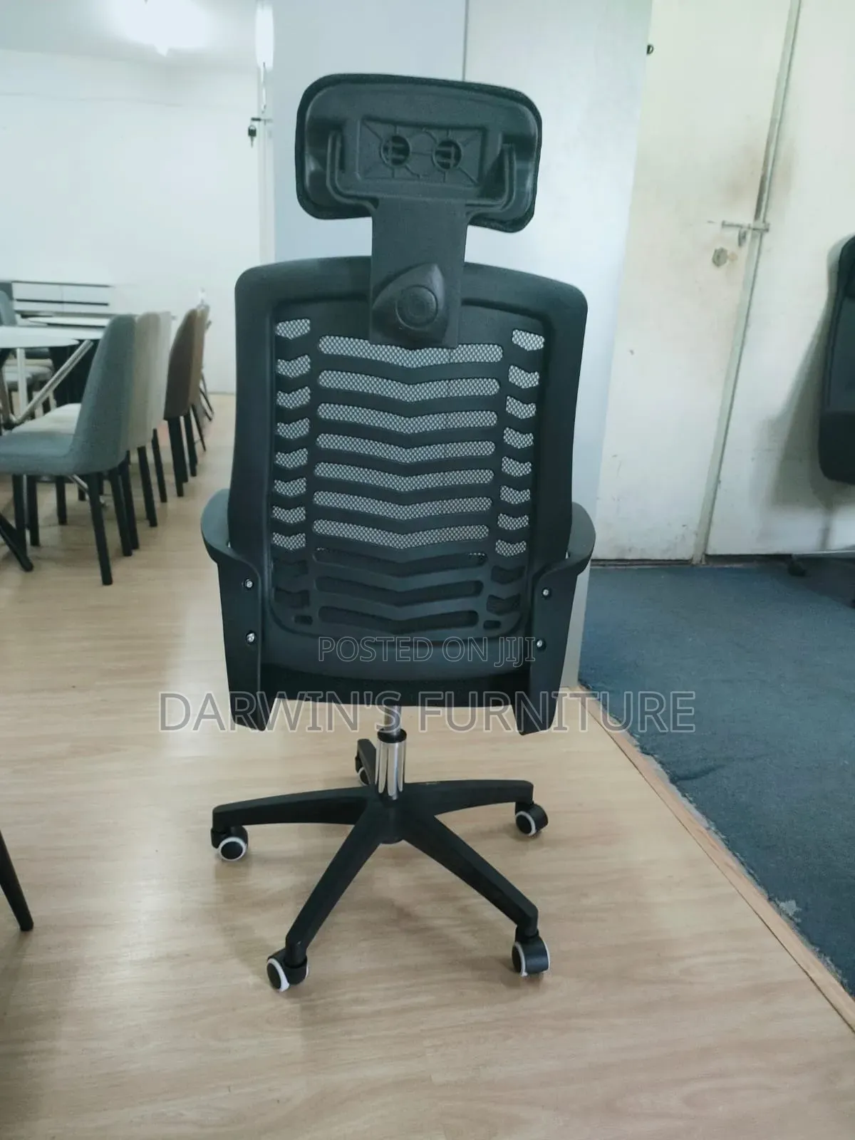 Black Mesh Office Chair