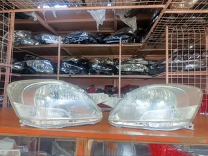 Headlight Toyota Belta