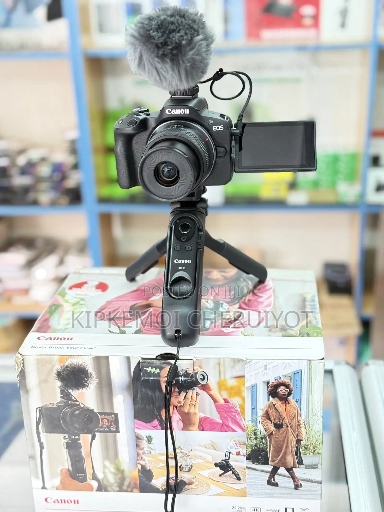 Canon EOS R50 Content Creator Kit