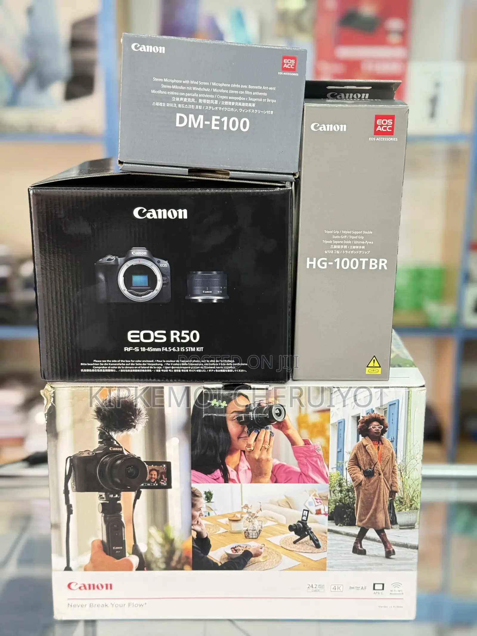 Canon EOS R50 Content Creator Kit