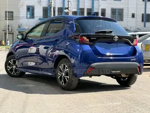 Toyota Yaris 2020 Blue