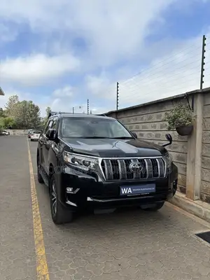 Toyota Land Cruiser Prado 2021 Black